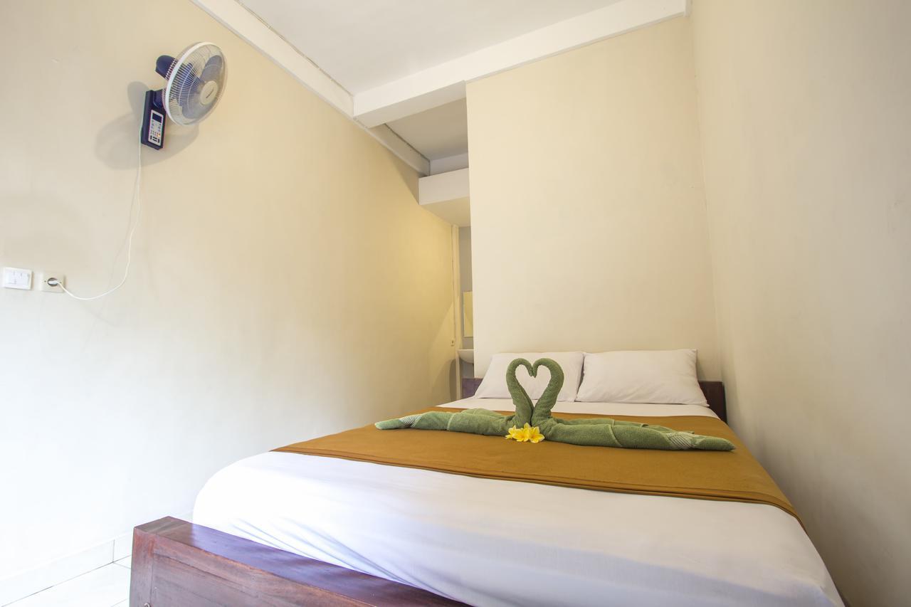 Putra Dadi Guest House Canggu Екстериор снимка