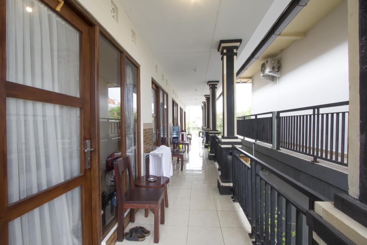 Putra Dadi Guest House Canggu Екстериор снимка