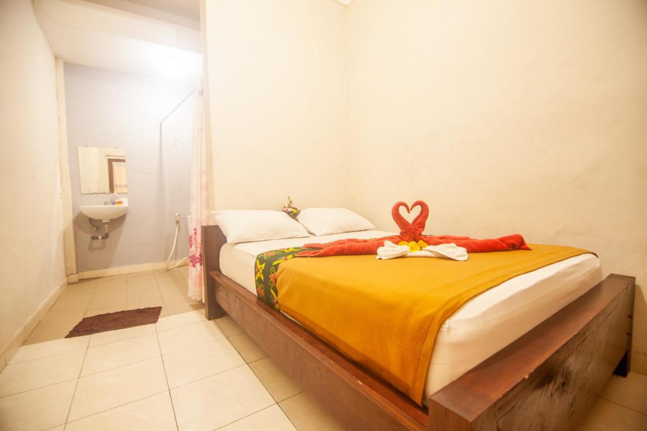 Putra Dadi Guest House Canggu Екстериор снимка