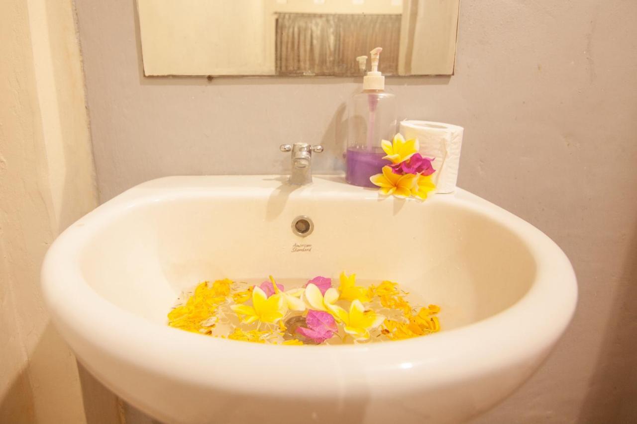 Putra Dadi Guest House Canggu Екстериор снимка